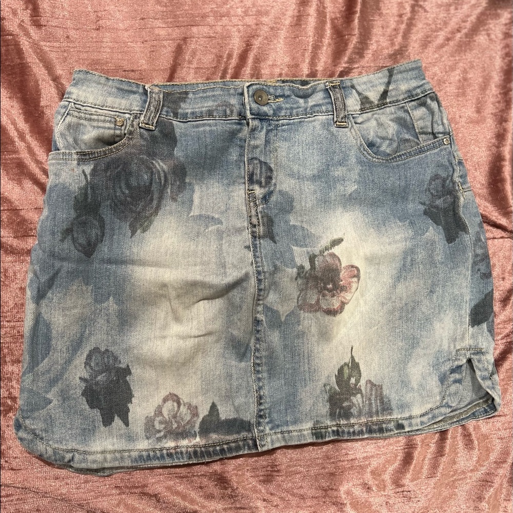 Denim skirt Girl sizing not women